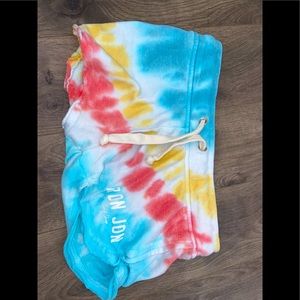 Ron Jon tie dye shorts 💙💛❤️